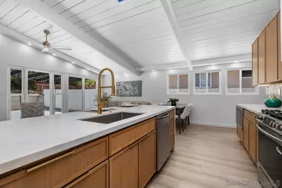  5556 Baja Dr, San Diego, CA 92115 - Photo 4