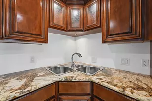 7061 Appian Dr, San Diego, CA 92139 - Photo 10