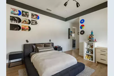  1212 Hymettus Avenue, Encinitas, CA 92024 - Photo 16