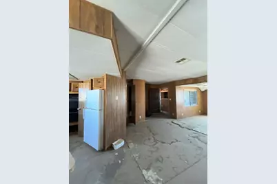  1055 Calle De Amistad, El Mirage, CA 92301 - Photo 72