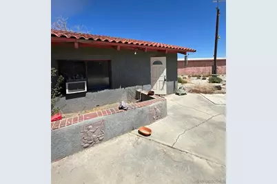  1055 Calle De Amistad, El Mirage, CA 92301 - Photo 48