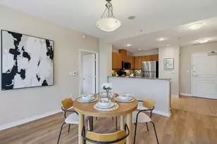 300 W Beech St, San Diego, CA 92101 - Photo 14