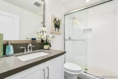  347 Oak Ave, Carlsbad, CA 92008 - Photo 32