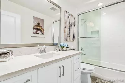  347 Oak Ave, Carlsbad, CA 92008 - Photo 16