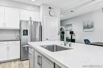  347 Oak Ave, Carlsbad, CA 92008 - Photo 42