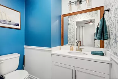  325 Royal #608, Escondido, CA 92025 - Photo 6