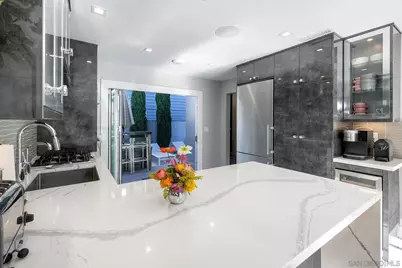  911 9th St, Coronado, CA 92118 - Photo 14