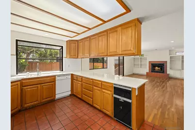  349-51 G, Coronado, CA 92118 - Photo 8
