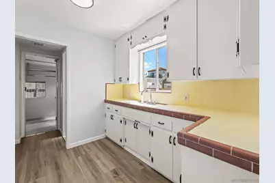  349-51 G, Coronado, CA 92118 - Photo 24