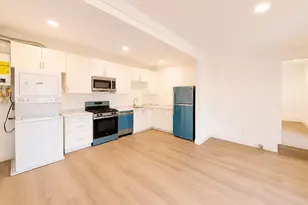 127 W 5th Ave, Escondido, CA 92025 - Photo 4