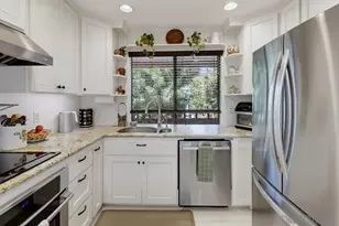 2942 Lawrence St, San Diego, CA 92106 - Photo 12