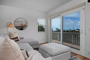 5942 Sagebrush Rd, La Jolla, CA 92037 - Photo 16