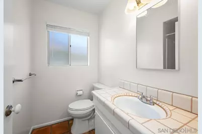  5942 Sagebrush Rd, La Jolla, CA 92037 - Photo 34