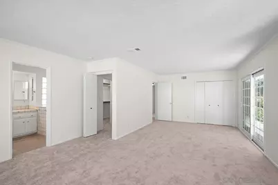  5942 Sagebrush Rd, La Jolla, CA 92037 - Photo 36