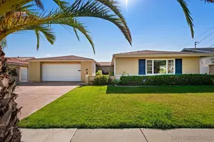 5942 Sagebrush Rd, La Jolla, CA 92037 - Photo 1