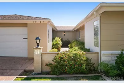  5942 Sagebrush Rd, La Jolla, CA 92037 - Photo 4