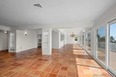  5942 Sagebrush Rd, La Jolla, CA 92037 - Photo 24