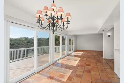  5942 Sagebrush Rd, La Jolla, CA 92037 - Photo 26