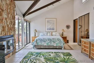  835 D Ave #4, Coronado, CA 92118 - Photo 26