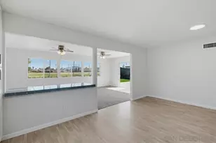 11355 Camarosa Cir, San Diego, CA 92126 - Photo 12