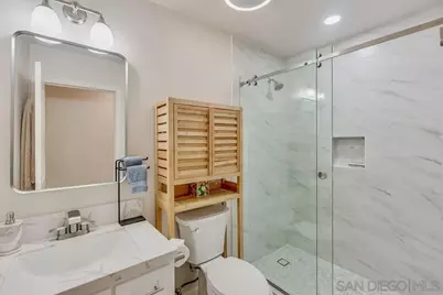  711 Island Ct #B, San Diego, CA 92109 - Photo 20
