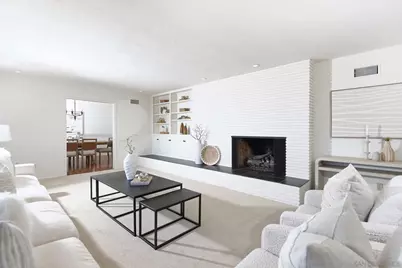  6639 Avenida De Las Pescas, La Jolla, CA 92037 - Photo 10