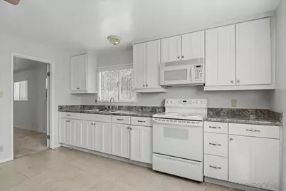  740 El Rancho Drive, El Cajon, CA 92019 - Photo 28