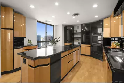  700 Front St #2204 - 2205, San Diego, CA 92101 - Photo 10