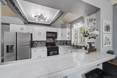  901 Rose Arbor Drive, San Marcos, CA 92078 - Photo 12