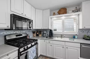 749 Zanzibar Ct, San Diego, CA 92109 - Photo 24