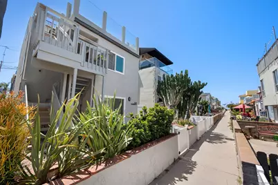  749 Zanzibar Ct, San Diego, CA 92109 - Photo 4