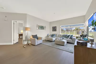  12122 Royal Birkdale Row #103, San Diego, CA 92128 - Photo 4
