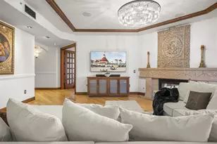 120 C Ave, Coronado, CA 92118 - Photo 12