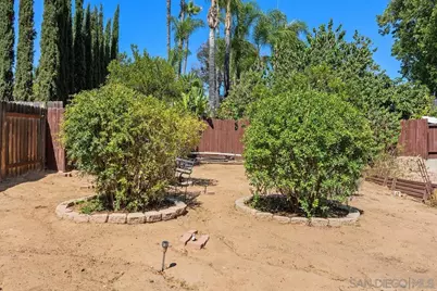  2738 Oak Hill Dr, Escondido, CA 92027 - Photo 40