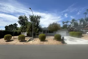 2738 Oak Hill Dr, Escondido, CA 92027 - Photo 2