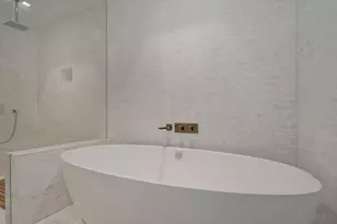 888 W E St, San Diego, CA 92101 - Photo 8