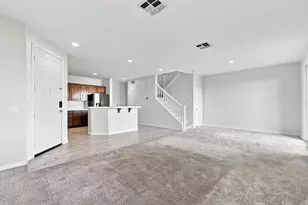 425 S Meadowbrook Dr, San Diego, CA 92114 - Photo 4