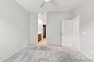 425 S Meadowbrook Dr, San Diego, CA 92114 - Photo 16