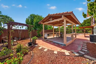  1380 Plaza Vista, San Diego, CA 92114 - Photo 8