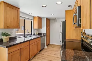 1680 N Coast Hwy 101, Encinitas, CA 92024 - Photo 8