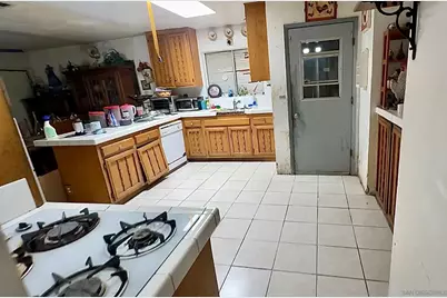  1005 Paraiso Avenue, Spring Valley, CA 91977 - Photo 4