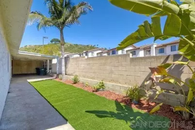  212 Roma, San Marcos, CA 92069 - Photo 18