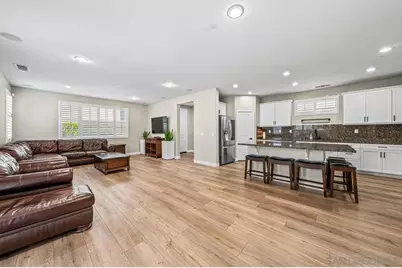  2207 Antonio Dr, Chula Vista, CA 91915 - Photo 8