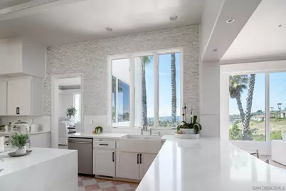  7402 Cadencia St, Carlsbad, CA 92009 - Photo 12