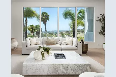  7402 Cadencia St, Carlsbad, CA 92009 - Photo 2