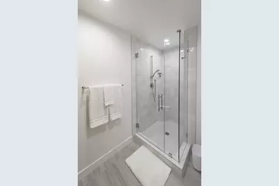  635 Paseo De La Playa #305, Redondo Beach, CA 90277 - Photo 22