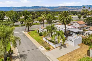 1011 W Cypress Ave, Redlands, CA 92373 - Photo 56