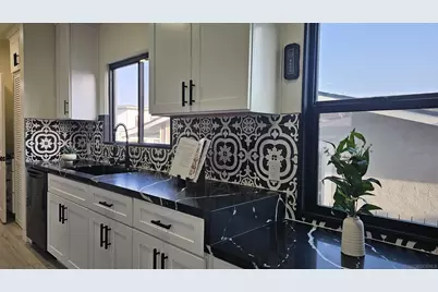  244 26th St, San Diego, CA 92102 - Photo 12
