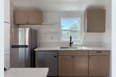  218-220 E Connecticut Ave, Vista, CA 92084 - Photo 18