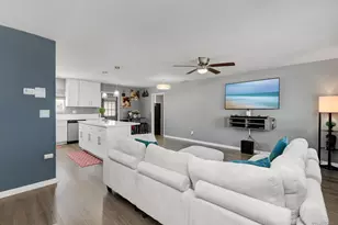 5567 Las Alturas, San Diego, CA 92114 - Photo 4